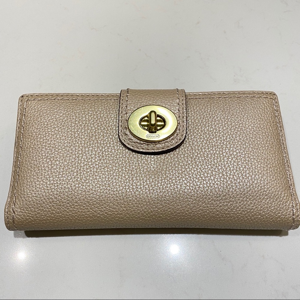 Coach Turnlock Leather Wallet